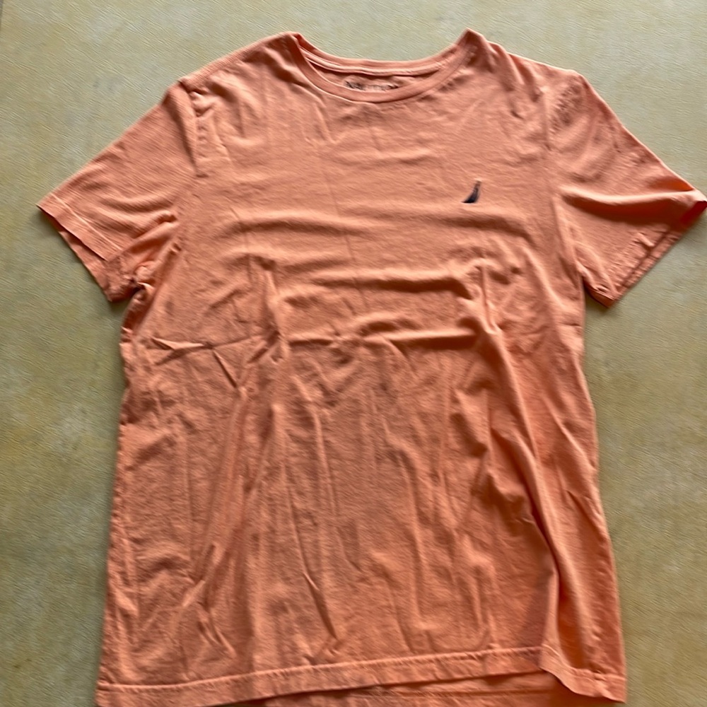 Men’s Nautica tshirt